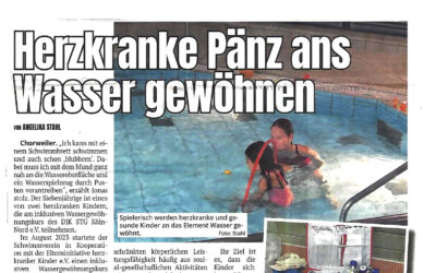 Zeitungsartikel: Herzkranke Pänz ans Wasser gewöhnen – eine Kooperation des DJK STG Köln-Nord e. V. und der Elterninitiative herzkranker Kinder, Köln e.V.